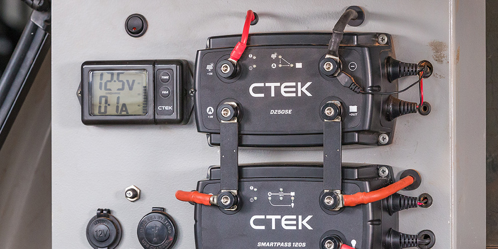 SYSTEM MONITOR 200A | ctek.com