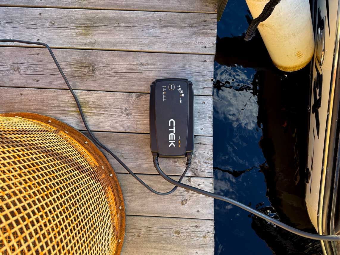 NXT 15-lader fra CTEK, perfekt for marine applikasjoner